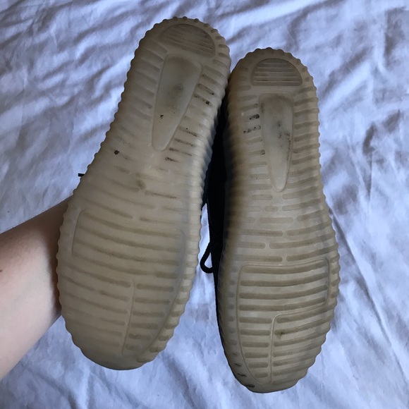 Remote Controlled Light Up Sneakers - Picture 8 of 8